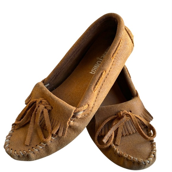 Minnetonka Women's MINNETONKA
KILTY - Brown / Dark Tan Suede Moccasins - Picture 1 of 8
